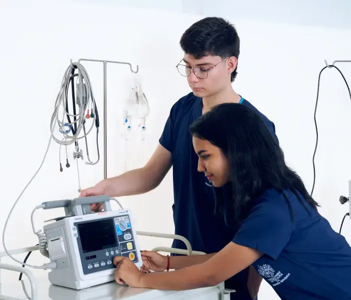 Estudiantes de Ingeniería Biomédica de la Javeriana Cali
