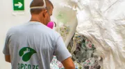 Ingenieros industriales reciclan miles de toneladas de pañales para crear productos innovadores