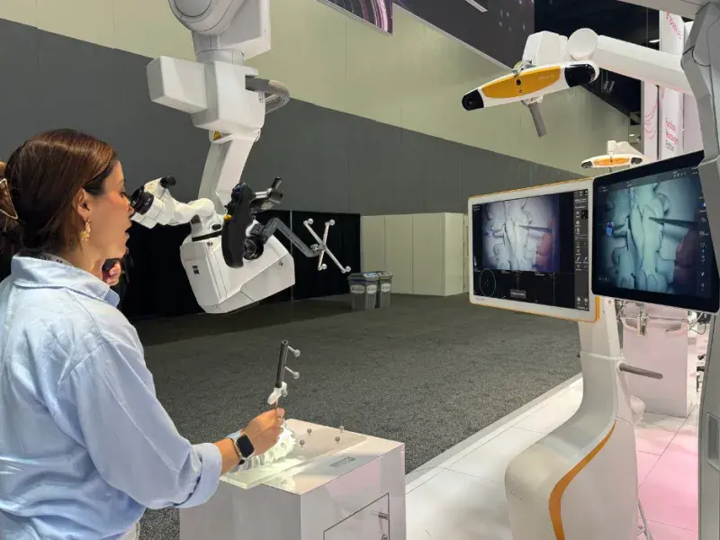 Investigación javeriana sobre neurotrauma femenino llega al Congreso Mundial de Neurocirugía en Los Ángeles